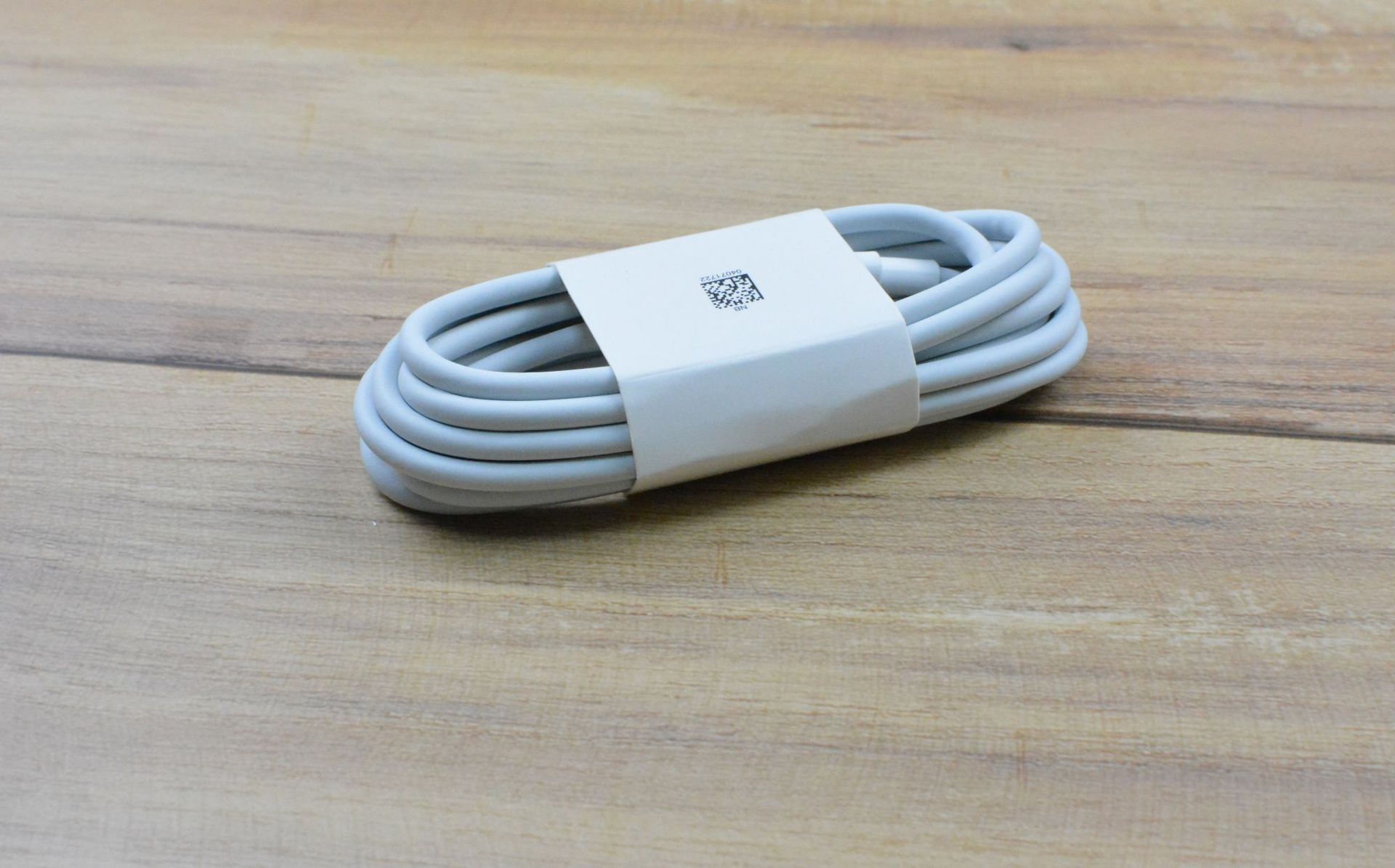 Varrai Charging Cables detail photo 8